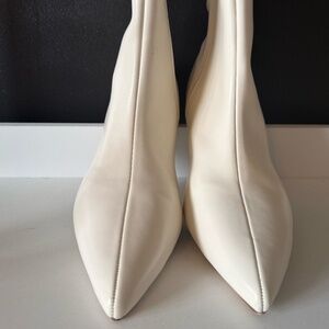 Sleek Ivory Pointed-Toe Ankle Boots | Size 8.5 | New Without Tags